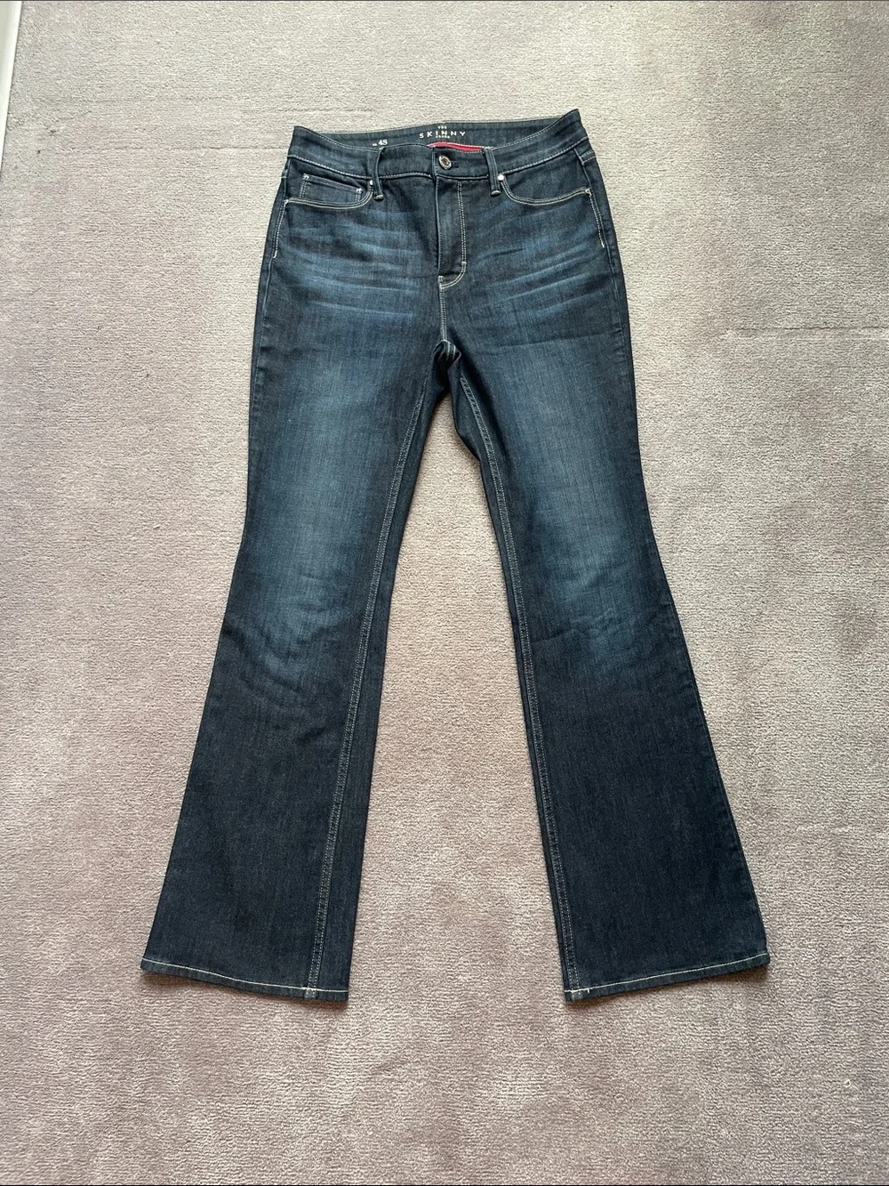 WHBM “The Skinny Flare” Jeans - Picture 2 of 8